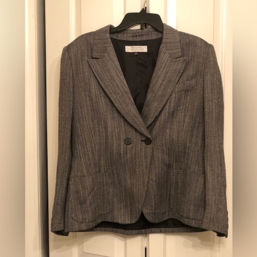 Tahari blazer size 16P